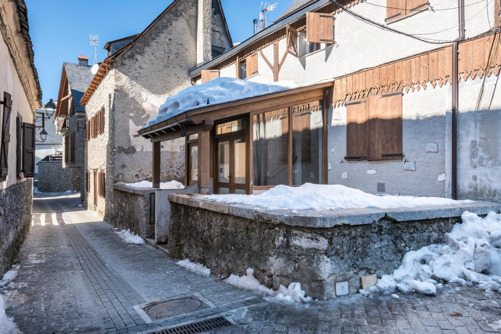 Apartamentos Snoe Mont Romies Salardú Kültér fotó